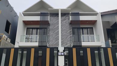 Properti Siap Huni di Area Kav DKI, Jakarta Barat, LT 125m²