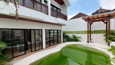 Villa Canggu Full Furnish. Akses Sepeda Motor Saja.