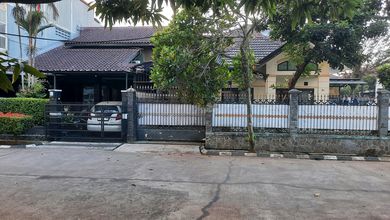 Penawaran Eksklusif, rumah Prestisius di Buah Batu, Bandung, LB 306m²