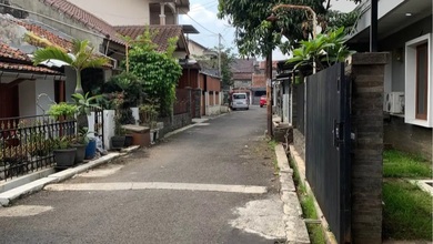 Kesempatan Rumah di Margahayu, Bandung, LB 120m², Harga 1,65 Miliar