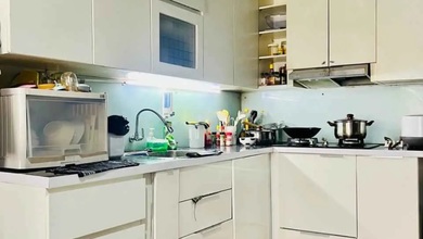 Rumah Mewah di Terusan Buah Batu, Bandung, 8 Kamar Tidur, LT 390m²