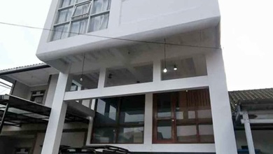 Promo Rumah di Cihanjuang, Bandung, LB 280m², Harga 1,2 Miliar
