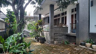 Rumah Area Luxury Turangga, Bandung - Harga Terbaik 7,4 Miliar
