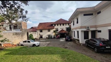 Hunian Mewah di Kawasan Cipedes, Bandung, LB 800m², Harga 15 Miliar