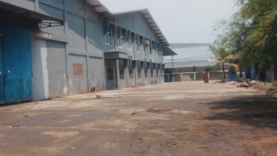Gudang di Pasar Kemis Lb 2600 M² Lt 6500 M² SHM