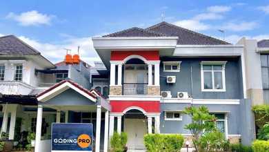 Kesempatan Eksklusif, rumah Mewah di Kota Wisata, Bogor, LB 250m²