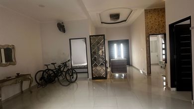 Properti Siap Pakai di Area Banyumanik, Semarang, LT 160m²