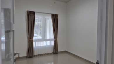 Disewakan Rumah Murah di Serpong, Tangerang Selatan, LT 96m²
