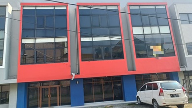 Ruko Gandeng 3 Lantai Siap Pakai di Jatake, Tangerang