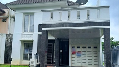 Disewakan Rumah Terjangkau di Alam Sutera, Tangerang, LT 240m²