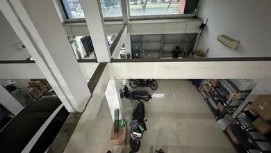 Dijual/Disewa Ruko 3 Lantai Area Ramai di Bsd, Tangerang Selatan