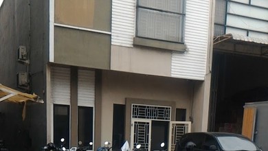Gudang Komplek Siap Pakai 2½ Tkt Letda Sujono