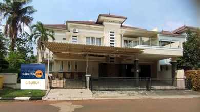 Hunian Elegan di Raffles Hills, Jakarta Timur, 4 KT, LT 402m²