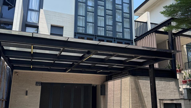 Dijual rumah Eksklusif di BSD City, Tangerang - LT 220m²