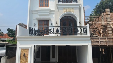 Hunian Mewah di Jagakarsa, Jakarta Selatan, 4 Kamar Tidur, LT 103m²