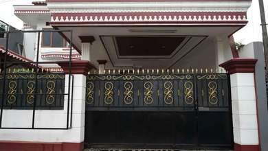 Penawaran Eksklusif, rumah Mewah di Kebon Jeruk, Jakarta Barat, LB 800m²