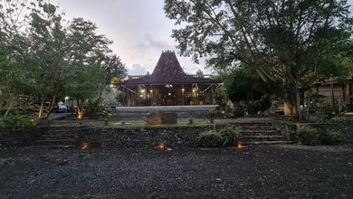 Rumah Prestisius di Kawasan Sentolo, Kulon Progo, LB 501m², Harga 15 Miliar