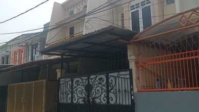 Promo Rumah di Taman Palem, Jakarta Barat, LB 70m², Harga 1,2 Miliar