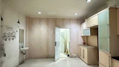 Rumah Dijual di Kota Wisata, Bogor, LB 240m², Harga Kompetitif!