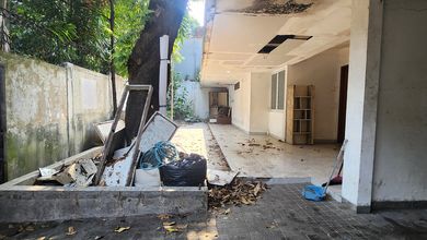 Penawaran Eksklusif, rumah Prestisius di Kebayoran Baru, Jakarta Selatan, LB 318m²