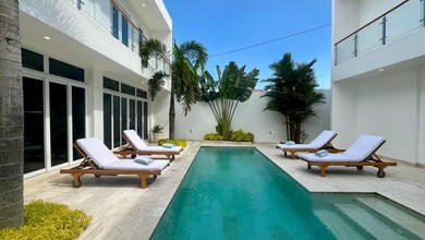 Modern Villa In Tumbak Bayuh 4 BR