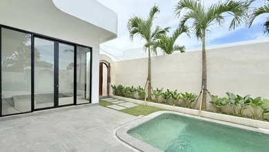 Villa Near Lima Beach Pererenan