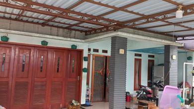 Rumah Dijual di Cinere, Depok, LB 185m², Harga Kompetitif!