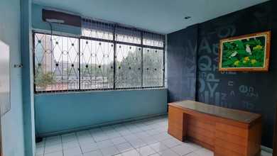 Ruko Kantor 3½ Lantai Lokasi Strategis di Saharjo, Setiabudi - Jakarta Selatan