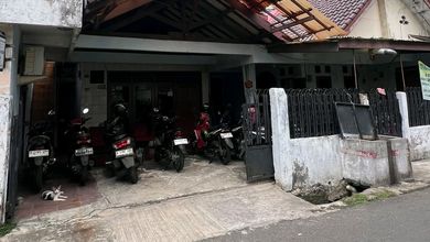 Penawaran Eksklusif, rumah Prestisius di Rawamangun, Jakarta Timur, LB 450m²