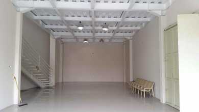 Ruang Usaha bisa jadi Tempat tinggal Bagus Siap Huni di Regol Sawah Kurung Bandung