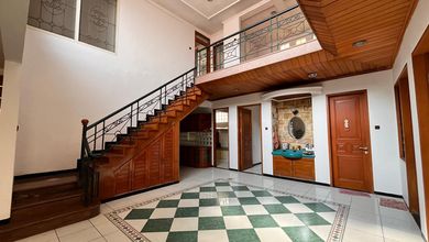 Rumah Area Premium Regol, Bandung - Harga Terbaik 3,1 Miliar