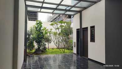 Rumah Prestisius di Kawasan Mekar Wangi, Bandung, LB 400m², Harga 6,5 Miliar