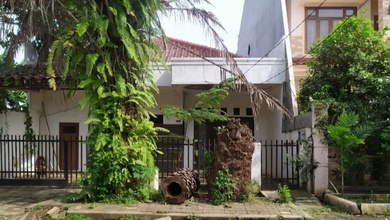 Hunian Mewah di Cempaka Putih, Jakarta Pusat, 5 Kamar Tidur, LT 209m²