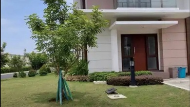 For Sale rumah Mewah di Summarecon Bekasi, Bekasi - LT 193m²