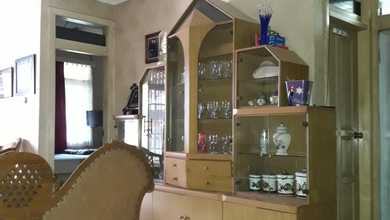 Kesempatan Rumah di Bekasi Kota, Bekasi, LB 190m², Harga 2,15 Miliar