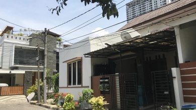 Rumah Siap Huni di Kawasan Pekayon, Bekasi, LT 192m²
