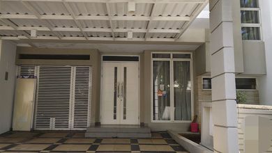 Hunian Prestisius di Kawasan Summarecon Bekasi, Bekasi, LB 177m², Harga 3,5 Miliar