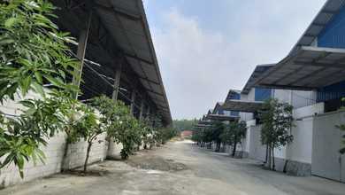 DISEWAKAN Gudang bagus strategis pinggir jalan Sukagalih - Jonggol 