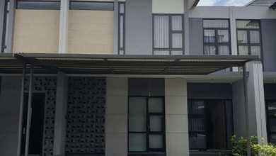 Rumah Area Luxury Grand Wisata, Bekasi - Harga Menarik 2,96 Miliar