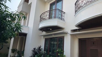 Rumah Prestisius di Kawasan Cipete, Jakarta Selatan, LB 700m², Harga 20 Miliar