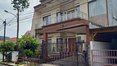 Hunian Mewah di Pondok Kelapa, Jakarta Timur, 4 KT, LT 256m²