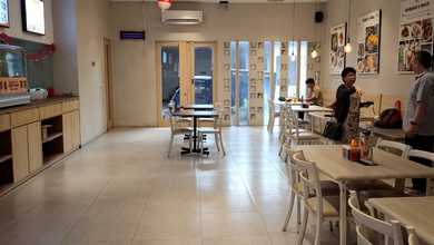 Ruko Usaha Disewakan 500 Jt/ Jual 13 M di Jatiwaringin Bekasi