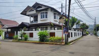 Rumah Elite di Kawasan Duren Sawit, Jakarta Timur, LB 400m², Harga 7 Miliar