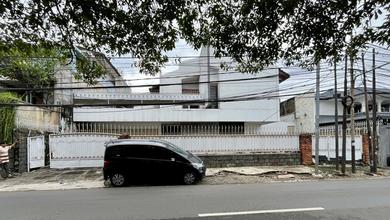 Rumah Area Luxury Kebayoran Baru, Jakarta Selatan - Harga Terbaik 31 Miliar