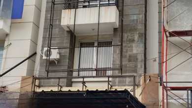 Ruko Hadap Boulevard di Taman Cemara Harapan Indah Bekasi