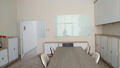 Disewakan Gudang 2 lantai siap pakai di Bizpark Kranji