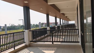 *Disewakan Cepat Ruko Brand New 3 lantai