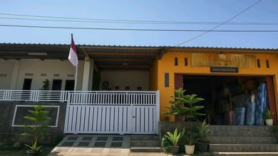 Kesempatan Rumah di Weleri, Kendal, LB 180m², Harga 950 Juta