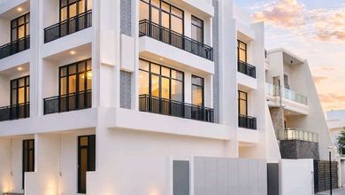 Kesempatan Langka, rumah Mewah di Taman Ratu, Jakarta Barat, LB 120m²