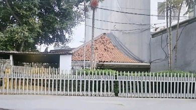 Rumah Elegan di Gajah Mada, Jakarta Pusat, 5 KT, LT 340m²